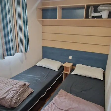 Campingplatz Mobil-home Avec Grande Terrasse Ivry-la-Bataille